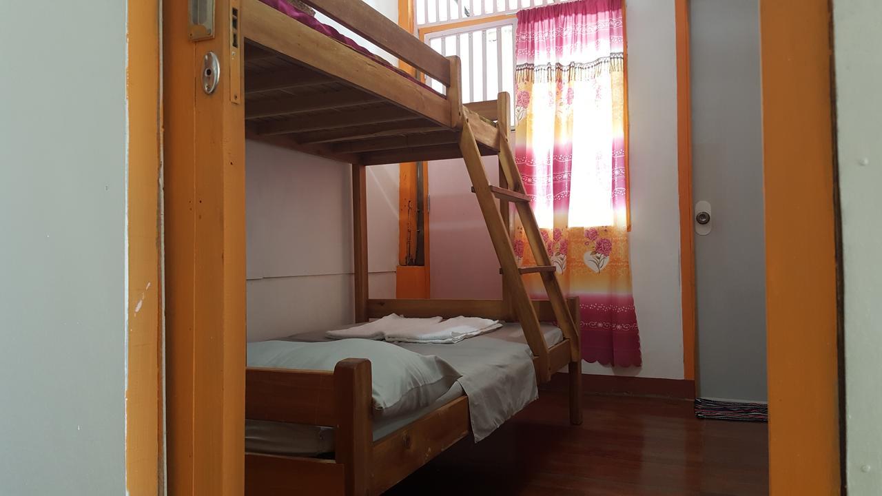 Casaoro Homestay プエルト・プリンセサ エクステリア 写真